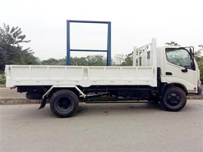 Xe tải Hino 5 tấn chở kính - Hino WU342L chở kính giá cao 2,5m
